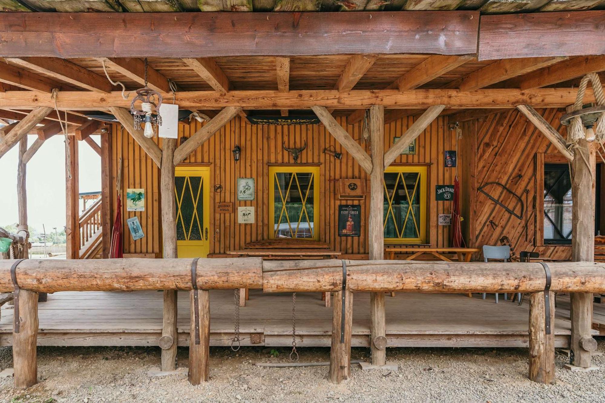 Ranch 13 - Western A Kone Nemšová Habitación foto