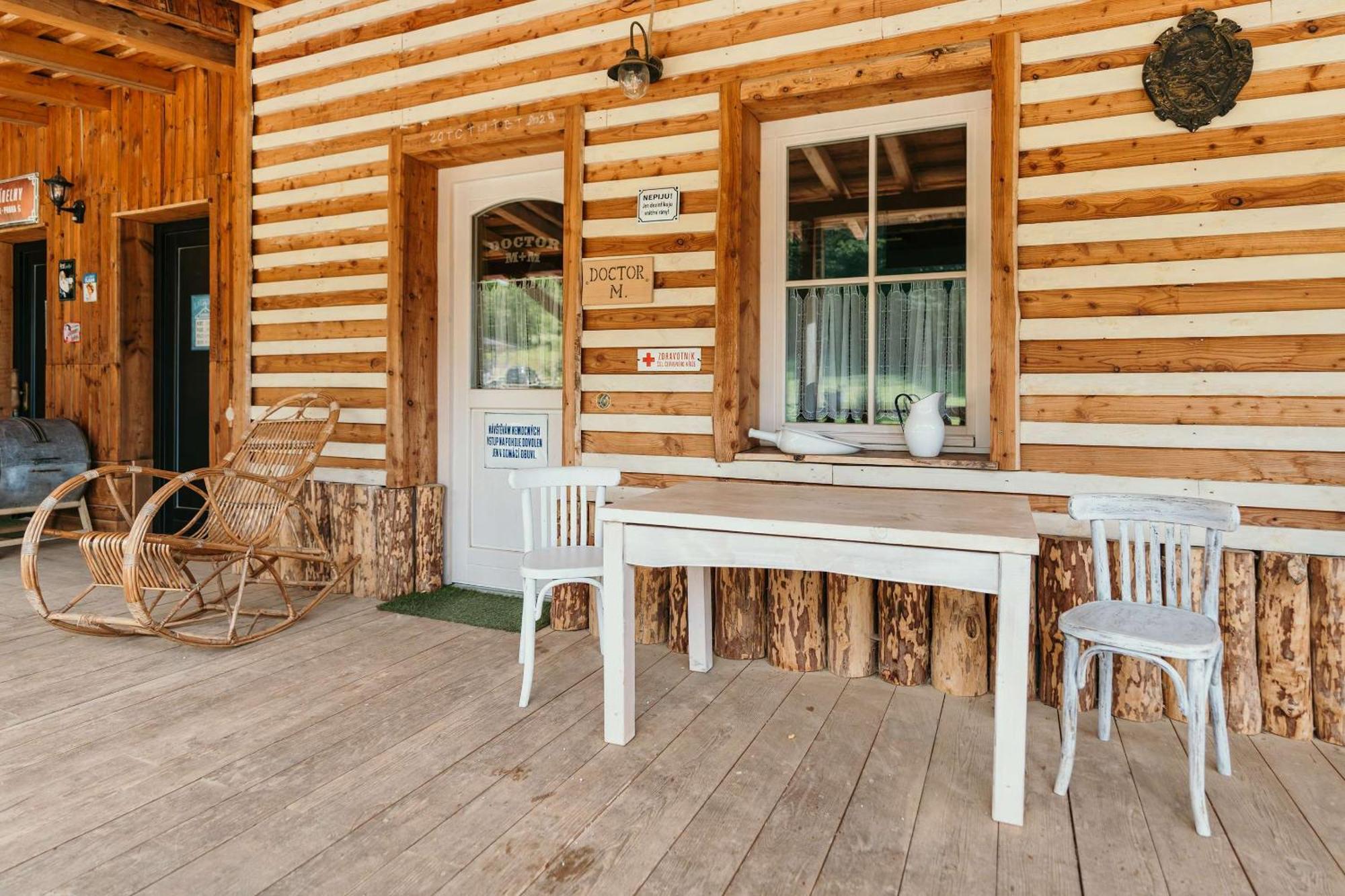 Ranch 13 - Western A Kone Nemšová Habitación foto